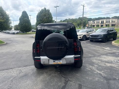 Certified 2024 Land Rover Defender 110 S AWD/4WD image 5