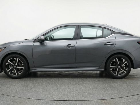 Used 2025 Nissan Sentra SV FWD image 5