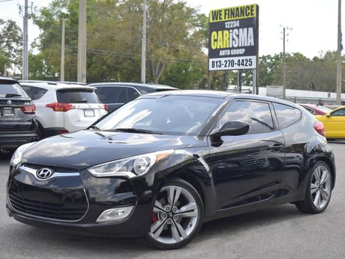 Used 2016 Hyundai Veloster w/ Option Group 02 image 3