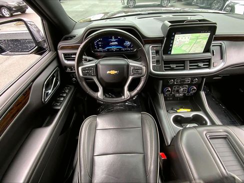 Used 2022 Chevrolet Tahoe Premier AWD/4WD image 7