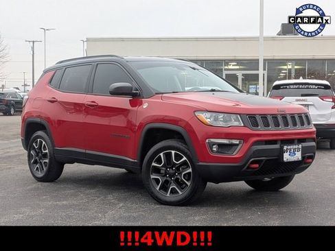 Used 2020 Jeep Compass Trailhawk image 2