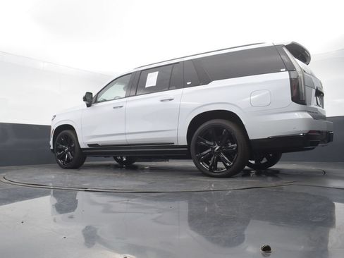 Certified 2026 Cadillac Escalade ESV Sport w/ Touring Package AWD/4WD image 55