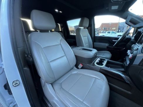 Used 2020 GMC Sierra 2500 SLT w/ SLT Premium Plus Package image 16