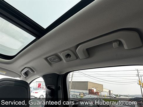 Used 2023 Volvo XC60 B5 Plus AWD/4WD image 22