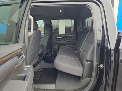 Certified 2023 Chevrolet Silverado 1500 LT AWD/4WD image 9