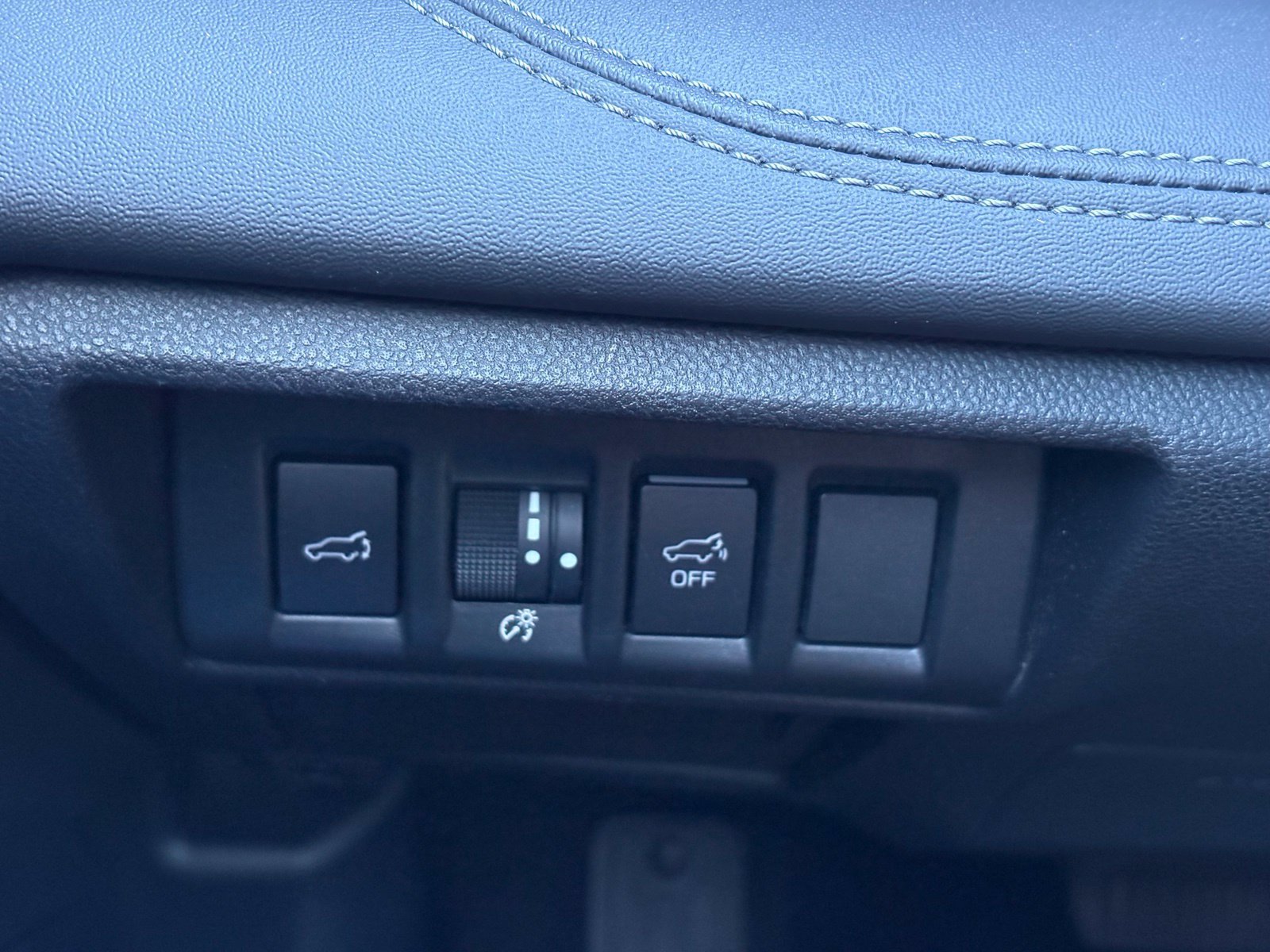 Certified 2024 Subaru Outback Touring XT AWD/4WD image 17
