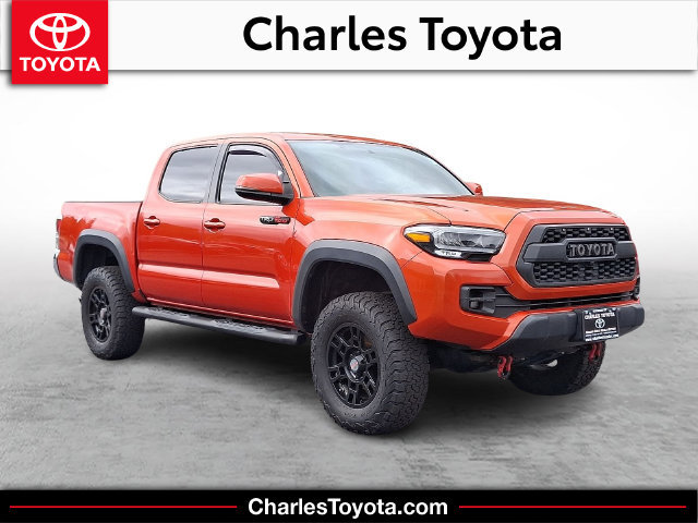 Used 2016 Toyota Tacoma TRD Off-Road w/ Exterior Package AWD/4WD image 1