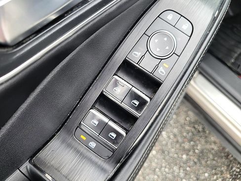 Certified 2021 Nissan Rogue Platinum image 10