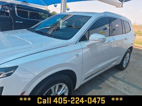 Used 2024 Cadillac XT6 Luxury w/ LPO, Floor Liner Package AWD/4WD image 4