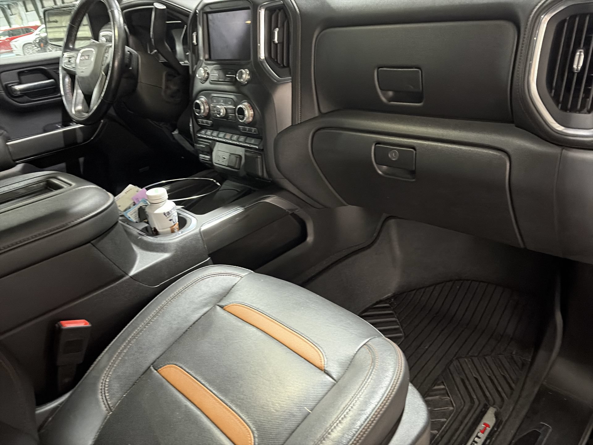 Used 2020 GMC Sierra 1500 AT4 w/ AT4 Premium Package AWD/4WD image 31