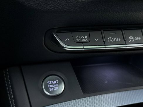 Used 2024 Audi Q5 2.0T Premium Plus image 11