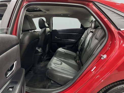 Used 2023 Hyundai Elantra Limited w/ Winter Weather Package FWD image 29
