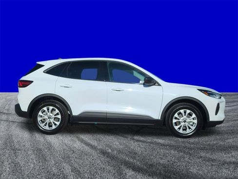 New 2026 Ford Escape Active image 3