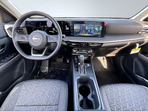 New 2026 Nissan Kicks SV image 5