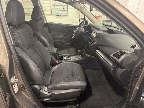 Used 2019 Subaru Forester Premium image 17