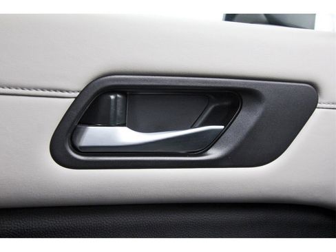 Used 2023 Nissan Pathfinder SL image 22