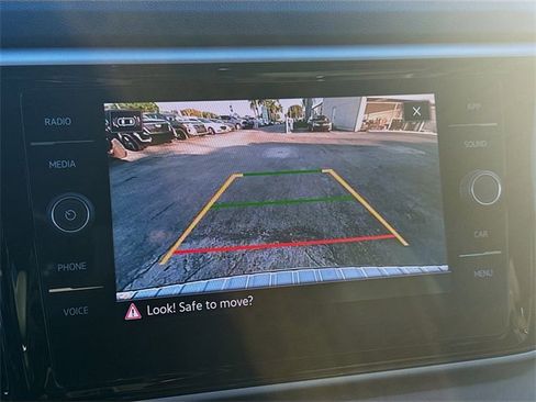 Used 2023 Volkswagen Atlas SE image 13