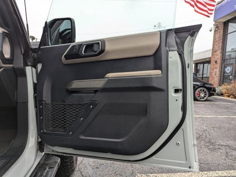 Used 2021 Ford Bronco Wildtrak image 33