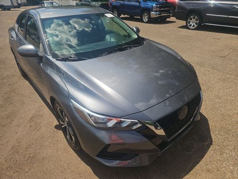 Used 2022 Nissan Sentra SV FWD image 2