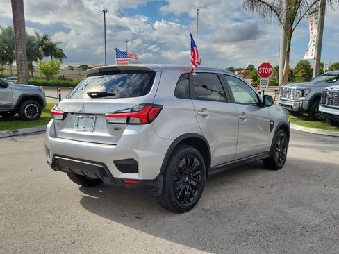 Used 2025 Mitsubishi Outlander Sport LE image 5