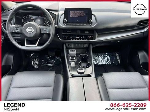 Certified 2024 Nissan Rogue SV w/ SV Premium Package AWD/4WD image 14
