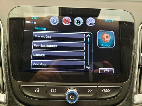 Used 2018 Chevrolet Malibu LT w/ Driver Confidence Package FWD image 25