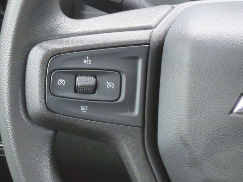 Used 2021 Chevrolet Silverado 1500 Custom image 23