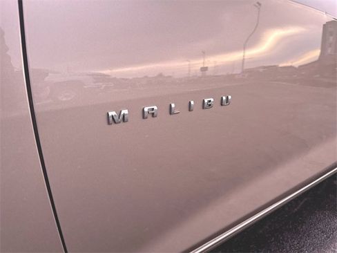 Used 2024 Chevrolet Malibu LT image 31