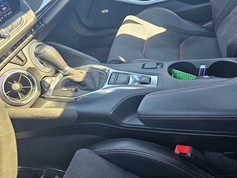 Used 2022 Chevrolet Camaro ZL1 RWD image 25