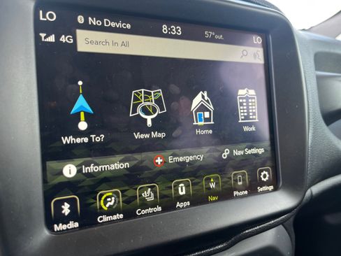 Used 2022 Jeep Renegade Latitude w/ Convenience Group image 28