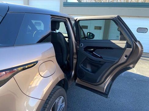 New 2025 Land Rover Range Rover Evoque S image 16