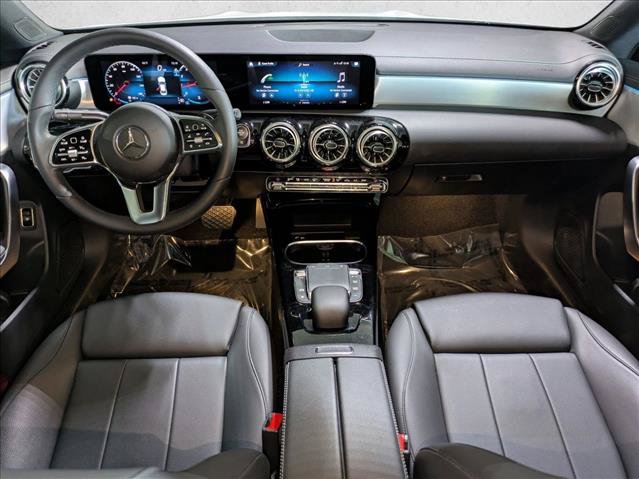 Used 2023 Mercedes-Benz CLA 250 image 19