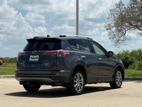 Used 2018 Toyota RAV4 Limited FWD image 5
