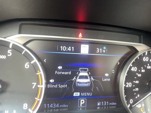 Used 2024 Nissan Altima 2.5 SL AWD/4WD image 15