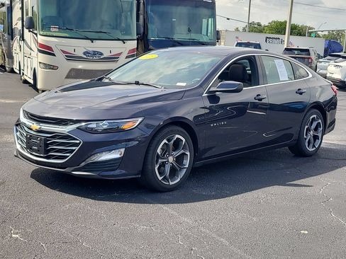 Used 2023 Chevrolet Malibu LT FWD image 2