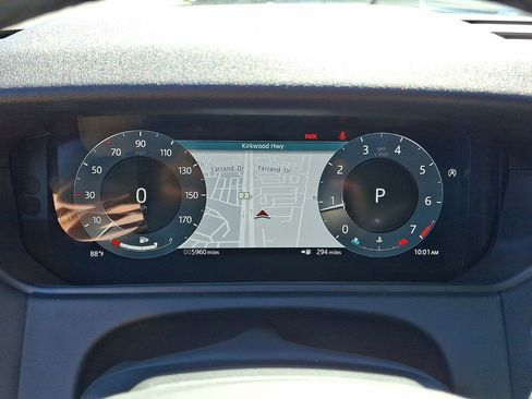 Certified 2026 Land Rover Range Rover Velar S AWD/4WD image 21