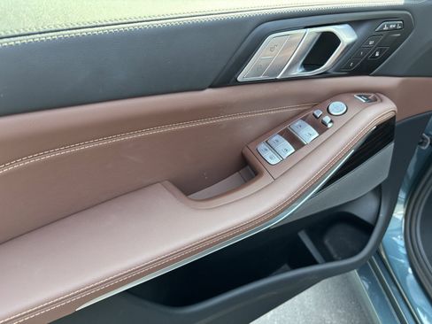 Used 2026 BMW X7 xDrive40i image 14