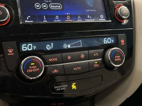 Used 2020 Nissan Rogue Sport SL w/ Premium Package FWD image 15