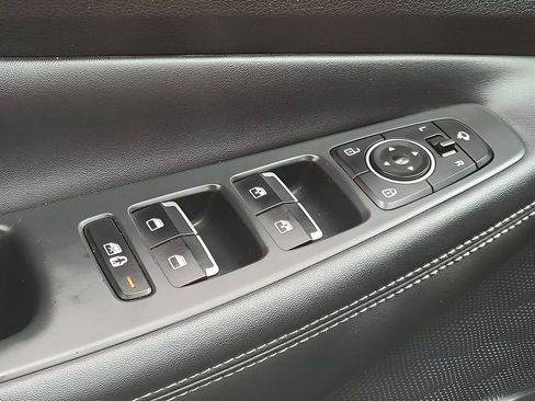 Used 2023 Hyundai Santa Fe Limited image 32