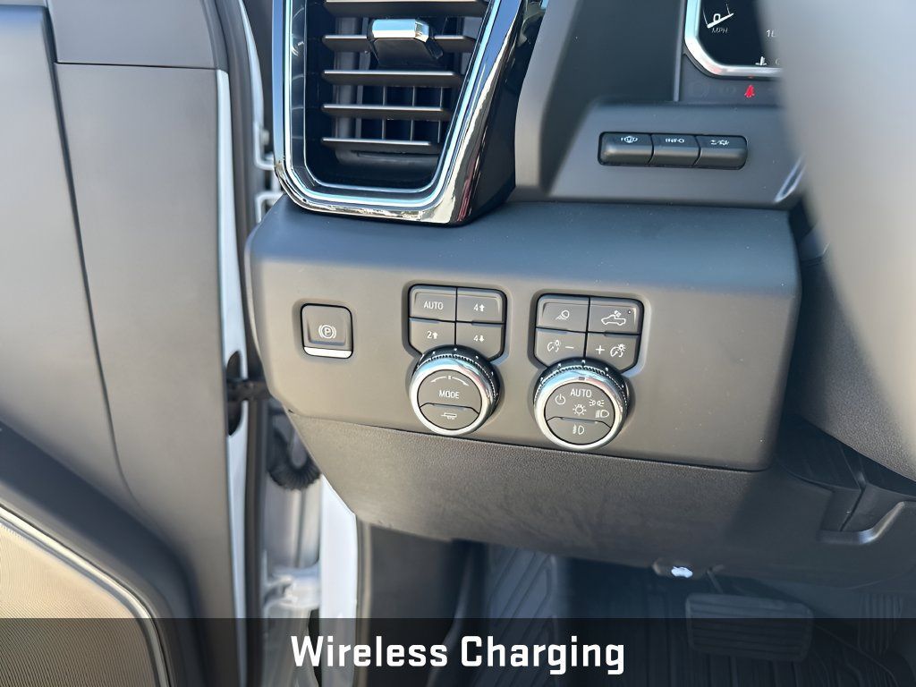 New 2026 GMC Sierra 3500 Denali Ultimate AWD/4WD image 35