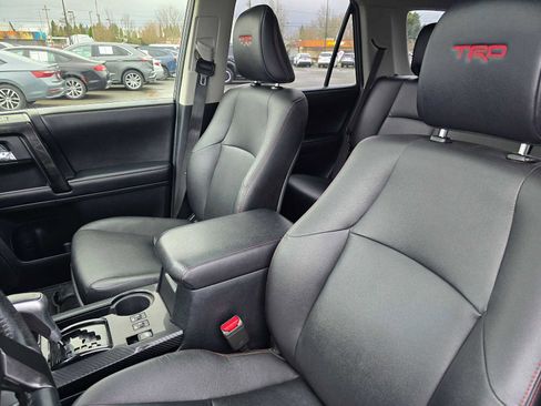 Used 2018 Toyota 4Runner TRD Off-Road Premium image 22