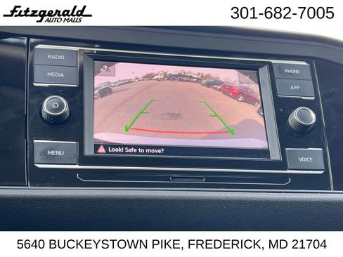 Used 2024 Volkswagen Jetta SE image 22