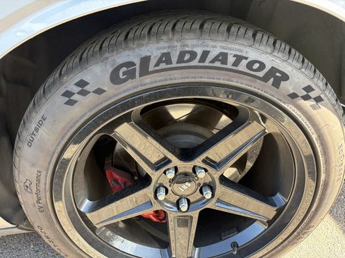 Used 2015 Dodge Challenger R/T Scat Pack RWD image 8