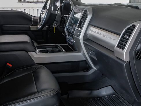 Used 2019 Ford F350 Lariat w/ Lariat Value Package image 12