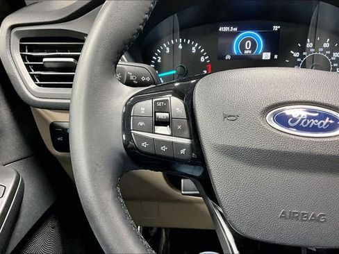Used 2022 Ford Escape SEL AWD/4WD image 12