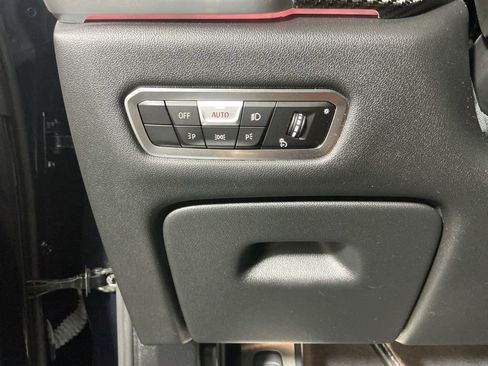 Certified 2023 BMW X6 M50i w/ Executive Package image 18