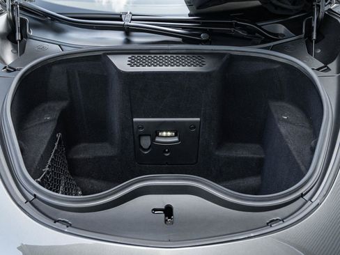 Used 2019 McLaren 570S RWD image 45