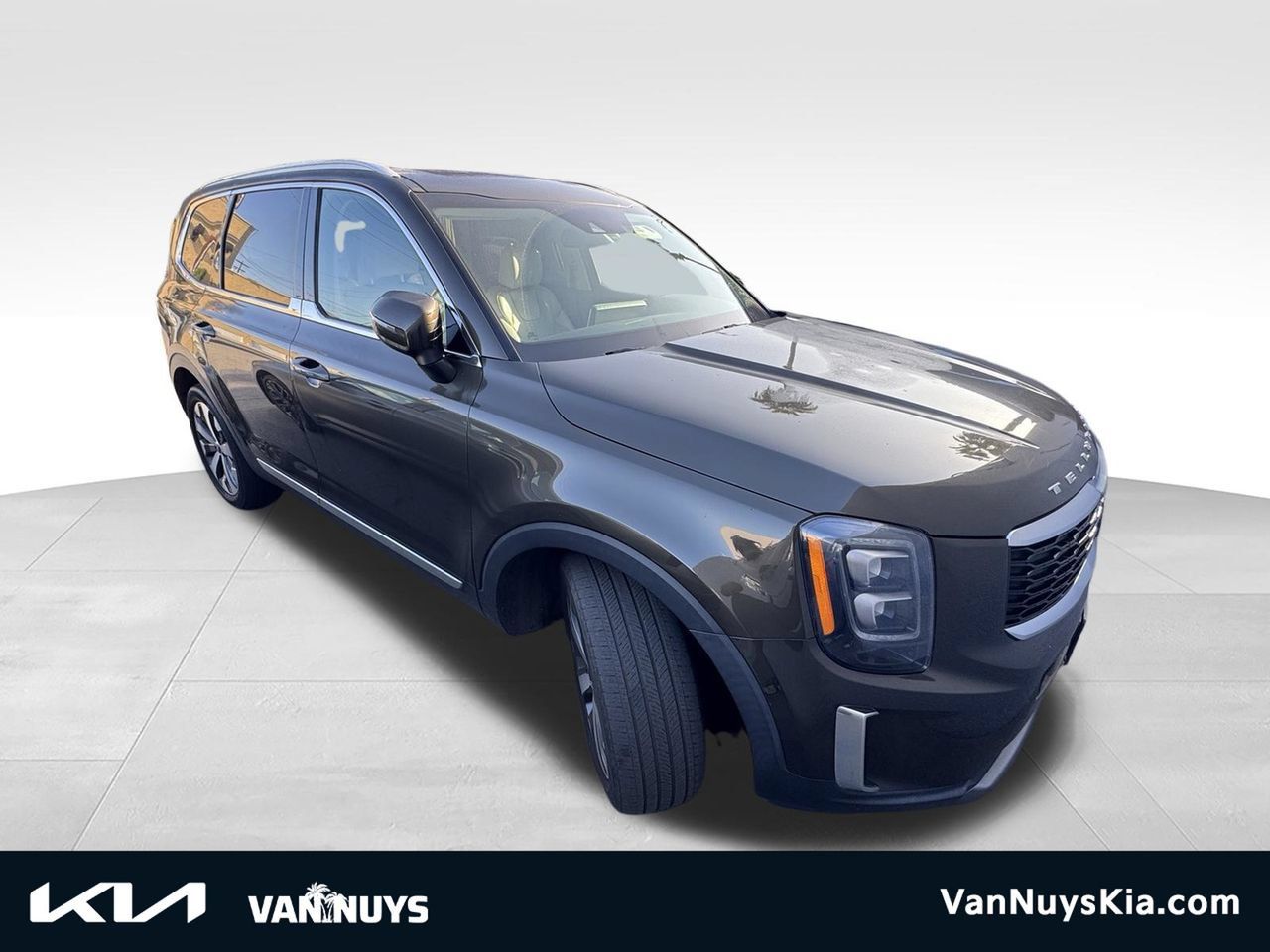 Used 2022 Kia Telluride EX w/ EX Premium Package AWD/4WD image 1