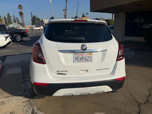 Used 2017 Buick Encore Essence image 4