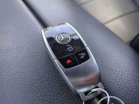Used 2022 Mercedes-Benz E 350 Sedan image 38